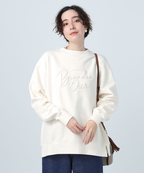 BAYFLOW（ベイフロー）の「ロゴクルースウェット（スウェット・レディース・ブルー/グリーン/アイボリー・FREE）」の2枚目の写真