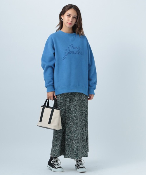 BAYFLOW（ベイフロー）の「ロゴクルースウェット（スウェット・レディース・ブルー/グリーン/アイボリー・FREE）」の4枚目の写真