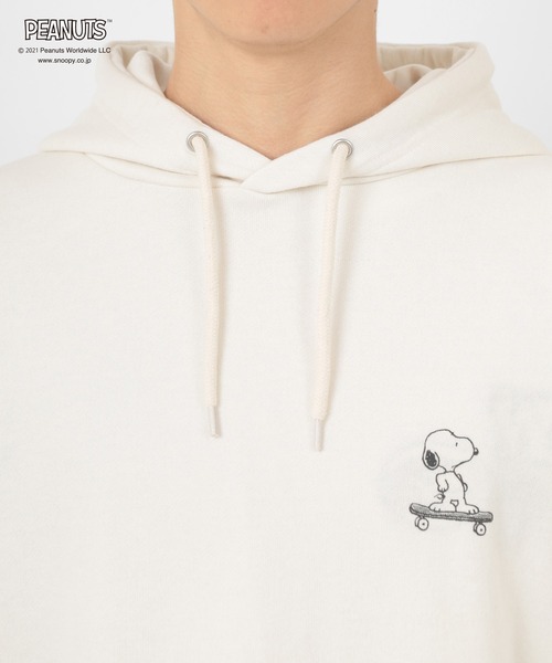 PEANUTS(ピーナッツ)の「【PEANUTS/ピーナッツ】スヌーピー ビッグシルエット 袖プリント プルパーカー/フーディー(パーカー・レディース・オフホワイト/オレンジ/ミント/マルチ・M/L/XL)」の15枚目の写真