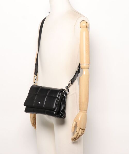MADEMOISELLE ROPE'(マドモアゼル ロペ)の「【PETA+JAIN】ミニショルダーキルティングバッグ(ショルダーバッグ・レディース・ブラック/ホワイト・FREE)」の5枚目の写真
