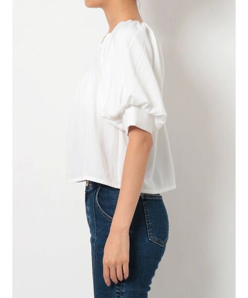 RESEXXY（リゼクシー）の「袖ボリュームブラウス（シャツ/ブラウス・レディース・ミント/オレンジ/ブラック/オフホワイト・FREE）」の11枚目の写真