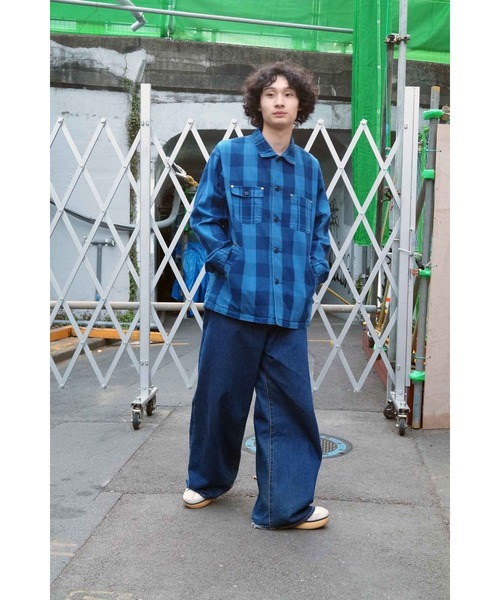 BROOKLYN OVERALL（ブルックリンオーバーオール）の「インディゴチェックカバーオール（カバーオール・メンズ・インディゴブルー・MEDIUM/LARGE）」の17枚目の写真