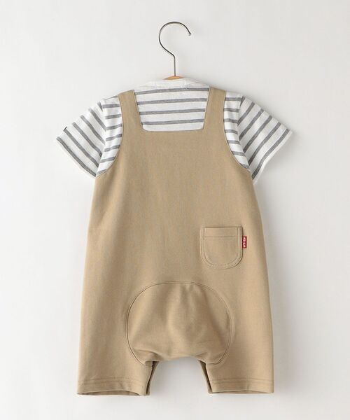 SHIPS(シップス)の「SHIPS KIDS:フェイク オーバーオール ロンパース(ロンパース・キッズ・ベージュ/ネイビー/ベージュ系その他・70/80)」の4枚目の写真