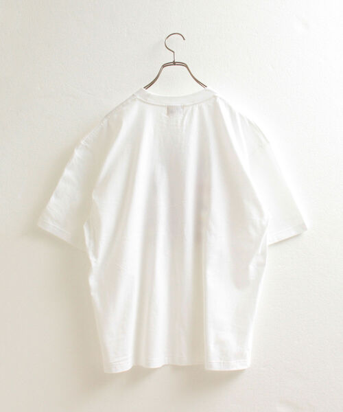 GLOSTER(グロスター)の「【GLOSTER/グロスター】ナショナルフラッグ 国旗プリント ビッグシルエットTシャツ(Tシャツ/カットソー・メンズ・ホワイト/ブラック/ベージュ・MEDIUM/LARGE)」の12枚目の写真