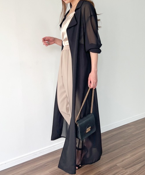 JUNOAH（ジュノア）の「トレンチ風シアーロングガウンシャツ（シャツ/ブラウス・レディース・グレイッシュベージュ/テラコッタ/ブラック/チャコール/ホワイト・MEDIUM/LARGE）」の18枚目の写真