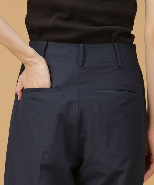 NANO universe(ナノユニバース)の「シルクブレンドバミューダパンツ(その他パンツ・レディース・ライトグレー/ダークネイビー・38/36)」の10枚目の写真