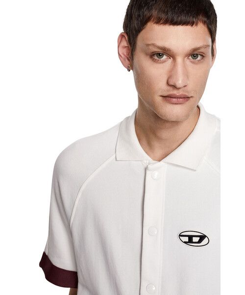 DIESEL(ディーゼル)の「メンズ スウェット 半袖(スウェット・メンズ・ホワイト/ブラック/ブルー・SMALL/MEDIUM/LARGE/X-LARGE/XX-LARGE/X-SMALL)」の13枚目の写真