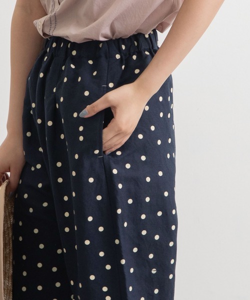 POU DOU DOU(プードゥドゥ)の「normes リネンレーヨン鳥ポケットクロップドパンツ(その他パンツ・レディース・ブラック/ネイビー/カーキ/ダークブルー・3)」の15枚目の写真