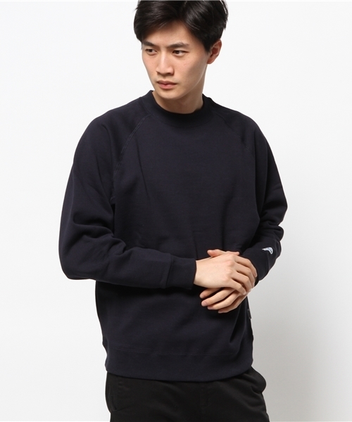 Champion（チャンピオン）の「メンズ ディスカス ラグラン クルースウェット DISCUS RAGLAN CREW SWEAT 7514301（スウェット・メンズ・ホワイト/ブラック/グレー/ネイビー・MEDIUM/LARGE）」の4枚目の写真