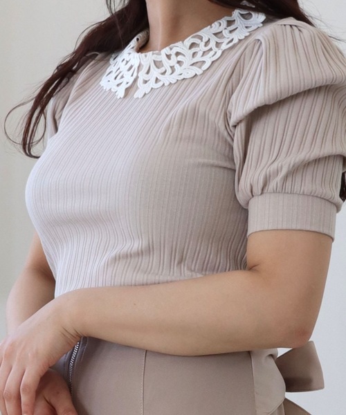 CECIL McBEE（セシルマクビー）の「ランダムテレコ衿付きトップス（ニット/セーター・レディース・ラベンダー/ブルー/ブラック/ベージュ/オフホワイト・MEDIUM）」の4枚目の写真