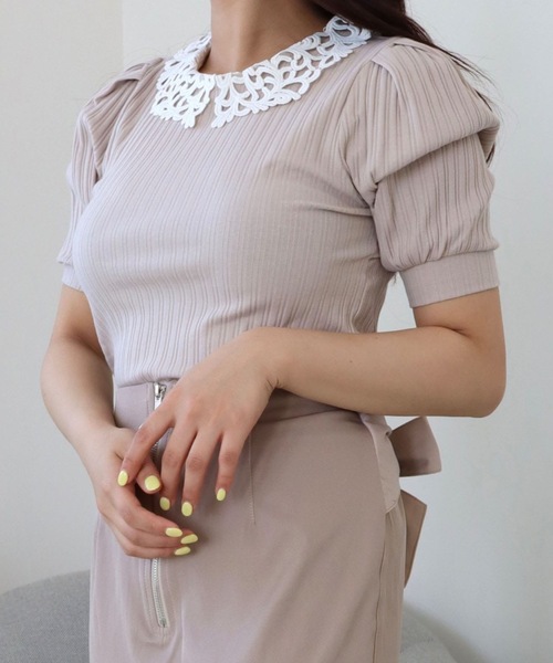 CECIL McBEE（セシルマクビー）の「ランダムテレコ衿付きトップス（ニット/セーター・レディース・ラベンダー/ブルー/ブラック/ベージュ/オフホワイト・MEDIUM）」の11枚目の写真