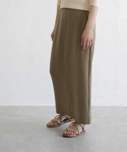cy_an（シアン）の「バックスリットタイトスカート black/apricot/olive（スカート・レディース・ブラック/オリーブ/オレンジ・FREE）」の16枚目の写真