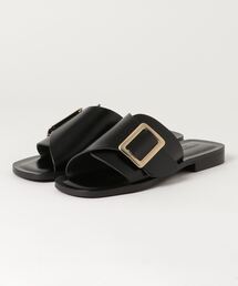 LA PEAU DE GEM | CORSO ROMA 9 バックルフラットサンダル(サンダル)