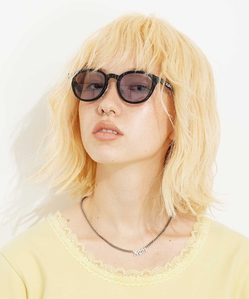 X-girl（エックスガール）の「BOSTON SUNGLASSES（サングラス・レディース・ブラック/ベージュ・ONE SIZE）」の4枚目の写真