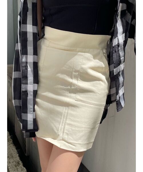 EMODA（エモダ）の「ハイウエストポケットスカート（スカート・レディース・アイボリー/ブルー/ブラック/ベージュ・SMALL/MEDIUM）」の8枚目の写真