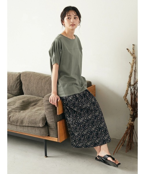CRAFT STANDARD BOUTIQUE(クラフトスタンダードブティック)の「フラワープリントタックスカート *(スカート・レディース・ブラック/オフホワイト・FREE)」の13枚目の写真