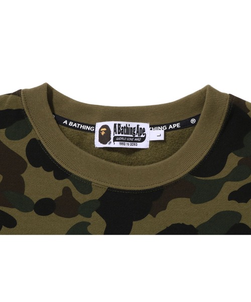 A BATHING APE（アベイシングエイプ）の「1ST CAMO BAPE CREWNECK M