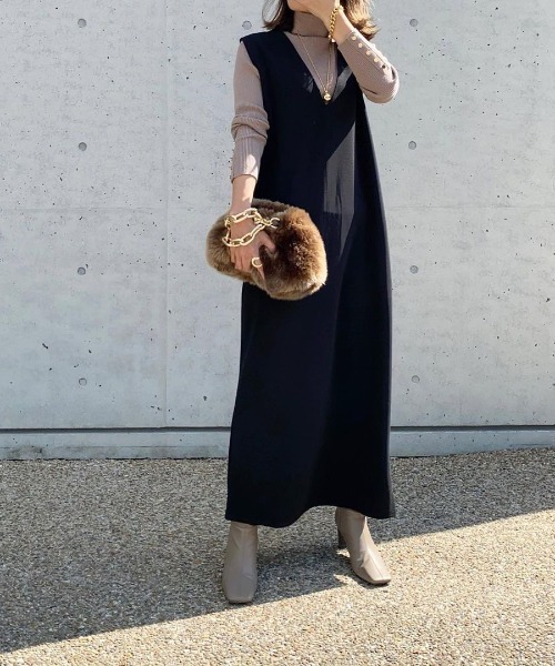 H.Warren(エイチウォーレン)の「Vネックロングワンピース(ワンピース・レディース・ブラック/ブラウン/グレー/キャメル・FREE)」の20枚目の写真