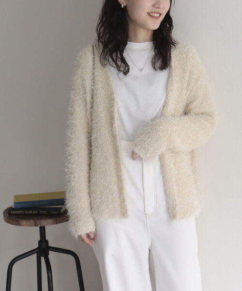 fredy emue(フレディエミュ)の「ポリフェザーカーディガン(カーディガン/ボレロ・レディース・ブラック/パープル/アイボリー/キャメル・38)」の10枚目の写真