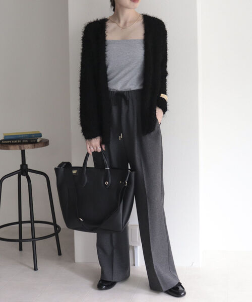 fredy emue(フレディエミュ)の「ポリフェザーカーディガン(カーディガン/ボレロ・レディース・ブラック/パープル/アイボリー/キャメル・38)」の8枚目の写真