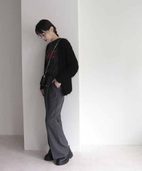 fredy emue(フレディエミュ)の「ポリフェザーカーディガン(カーディガン/ボレロ・レディース・ブラック/パープル/アイボリー/キャメル・38)」の18枚目の写真