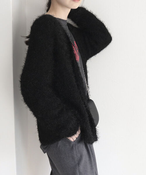 fredy emue(フレディエミュ)の「ポリフェザーカーディガン(カーディガン/ボレロ・レディース・ブラック/パープル/アイボリー/キャメル・38)」の14枚目の写真