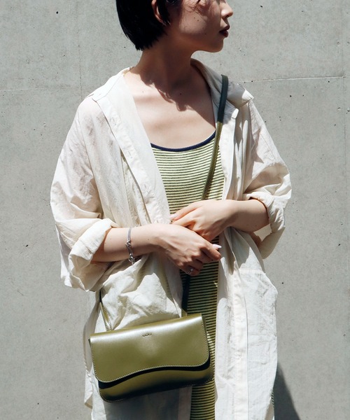 YAHKI（ヤーキ）の「YAHKI/ヤーキ W Face Mini Shoulder Bag  ミニショルダーバック（ショルダーバッグ・レディース・ダークパープル/カーキ/ブラウン/ブラック・ONE SIZE）」の22枚目の写真