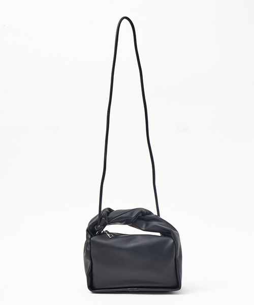 Abahouse Devinette(ドゥヴィネット)の「【Avancer】ねじりハンドルミニバッグ(ハンドバッグ・レディース・ブラック/ピンク/グリーン・フリー)」の2枚目の写真