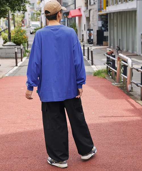 MONO-MART(モノマート)の「【FLOOWM】フラワーロゴ刺繍 ビッグシルエット長袖Tシャツ(Tシャツ/カットソー・メンズ・ブラック/ブルー/ホワイト/オートミール・M/L)」の7枚目の写真
