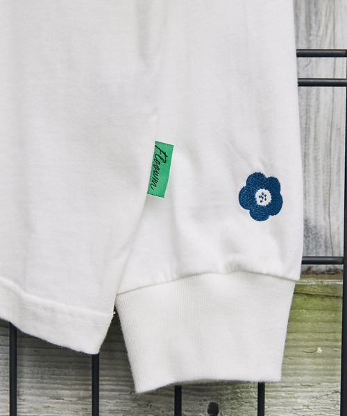 MONO-MART(モノマート)の「【FLOOWM】フラワーロゴ刺繍 ビッグシルエット長袖Tシャツ(Tシャツ/カットソー・メンズ・ブラック/ブルー/ホワイト/オートミール・M/L)」の9枚目の写真