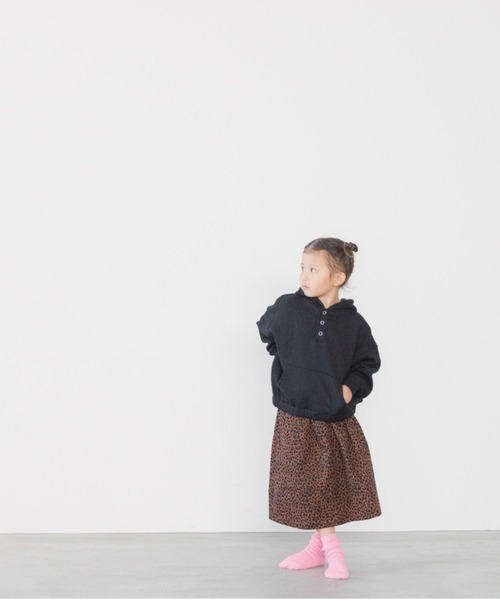 LOWRYS FARM（ローリーズファーム）の「ウラケギャザーフーディ　296432（パーカー・キッズ・ブラック/アイボリー/グリーン・110cm/120cm/140cm/150cm/130cm）」の8枚目の写真