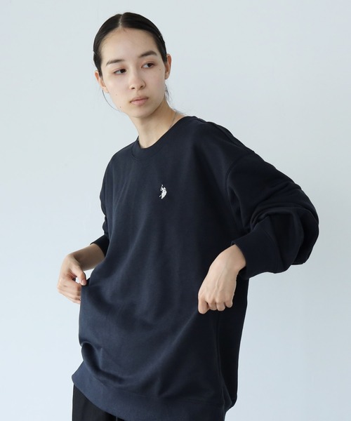 U.S. POLO ASSN.(ユーエスポロアッスン)の「U.S. POLO ASSN. / ユーエスポロアッスン 別注 コラボ ビッグシルエット 裏毛 スウェット トレーナー(スウェット・メンズ・グリーン系その他2/ホワイト系その他3/グレー系その他/グリーン系その他/ホワイト系その他2/ブルー系その他2/ブラック系その他2/ホワイト系その他/グレー系その他4/ブルー系その他/グレー系その他2/グリーン系その他3/ブルー系その他3/ブラック系その他3/ブラック系その他/グレー系その他6/グレー系その他5/グレー系その他3・MEDIUM/X-LARGE/LARGE)」の16枚目の写真