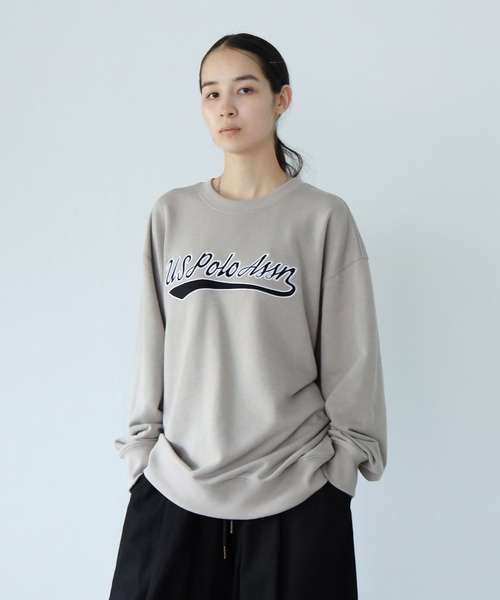 U.S. POLO ASSN.(ユーエスポロアッスン)の「U.S. POLO ASSN. / ユーエスポロアッスン 別注 コラボ ビッグシルエット 裏毛 スウェット トレーナー(スウェット・メンズ・グリーン系その他2/ホワイト系その他3/グレー系その他/グリーン系その他/ホワイト系その他2/ブルー系その他2/ブラック系その他2/ホワイト系その他/グレー系その他4/ブルー系その他/グレー系その他2/グリーン系その他3/ブルー系その他3/ブラック系その他3/ブラック系その他/グレー系その他6/グレー系その他5/グレー系その他3・MEDIUM/X-LARGE/LARGE)」の22枚目の写真