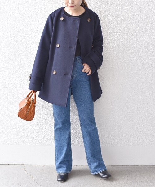 SHIPS(シップス)の「*SUPER140ノーカラーAラインPコート◇(ピーコート・レディース・ベージュ/ネイビー・SMALL/MEDIUM)」の12枚目の写真