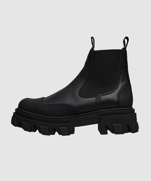 GANNI（ガニー）の「Low Chelsea Boot（ブーツ・レディース・ブラック/グリーン系その他・35/36/37/38/39/40）」の2枚目の写真