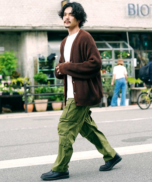 roshell（ロシェル）の「畦編みニット ルーズカーディガン（カーディガン/ボレロ・メンズ・グレー系その他/ベージュ系その他/ブラック/ホワイト/グリーン/ブルー系その他/ブラウン/ミックスグレー・MEDIUM/X-LARGE/LARGE）」の19枚目の写真