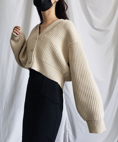 me+em select（ミームセレクト）の「※※ショート丈ボリュームリブニットカーディガン ／ short volume libknit cardigan（カーディガン/ボレロ・レディース・ダークブルー/ライム/イエロー/ブラック/ブルー/モカ/ブラウン/オレンジ/アイボリー/パープル/ライトグリーン/ライトブルー/ライトピンク/グレー・FREE）」の19枚目の写真