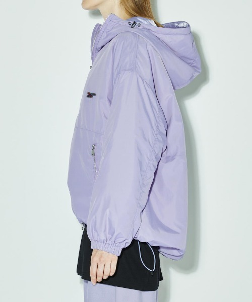 Onitsuka Tiger（オニツカタイガー）の「WS BLOUSON / ウィメンズブルゾン（ブルゾン・レディース・ブラック/ネイビー/ラベンダー・S/M/L）」の7枚目の写真