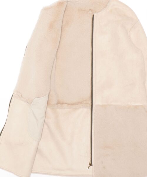 Gready Brilliant（グレディブリリアン）の「フェイクムートンノーカラーコート（ムートンコート・レディース・グレイッシュベージュ・FREE）」の22枚目の写真