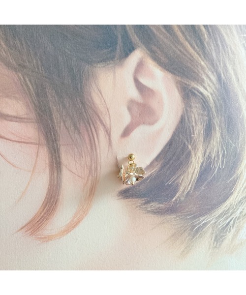 tone（トーン）の「【amechan】2way小花とミンクファー（ピアス）(MA)（ピアス（両耳用）・レディース・モカ/ピンクベージュ/グレー/ブラック/ベージュ/ブラウン・FREE）」の14枚目の写真