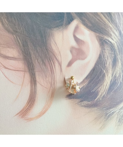 tone（トーン）の「【amechan】2way小花とミンクファー（ピアス）(MA)（ピアス（両耳用）・レディース・モカ/ピンクベージュ/グレー/ブラック/ベージュ/ブラウン・FREE）」の22枚目の写真