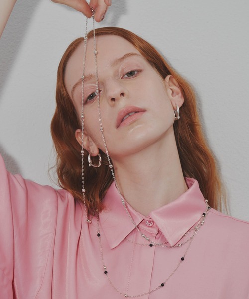 loni(ロニ)の「【金属アレルギー対応】Crop long necklace(ロングネックレス)(ネックレス・レディース・ブラック/シルバー・FREE)」の2枚目の写真