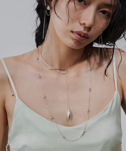 loni(ロニ)の「【金属アレルギー対応】Crop long necklace(ロングネックレス)(ネックレス・レディース・ブラック/シルバー・FREE)」の19枚目の写真