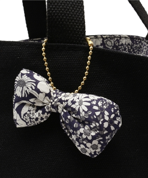 SHIPS for women（シップスフォーウィメン）の「LIBERTY エコバッグ SⅡ■（エコバッグ/サブバッグ・レディース・ホワイト/ブラック/ブルー/ダークグレー/ホワイト系その他/ブルー系その他・ONE SIZE）」の9枚目の写真