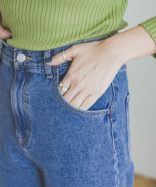 ITEMS URBANRESEARCH（アイテムズ アーバンリサーチ）の「ストレートデニム（デニムパンツ・レディース・ブルー/ライトブルー・SMALL/MEDIUM）」の7枚目の写真