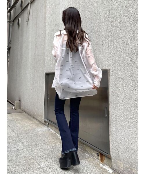 EMODA（エモダ）の「クロスeエアリーシャツ（シャツ/ブラウス・レディース・ホワイト/ブラック・FREE）」の6枚目の写真