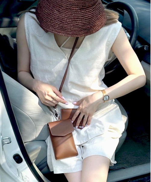 Meli rich（メリーリッチ）の「【セットアップ対応】コットンリネンセンタープレスハーフパンツ（その他パンツ・レディース・アイボリー/ブラック/ブラウン/ベージュ・MEDIUM）」の21枚目の写真