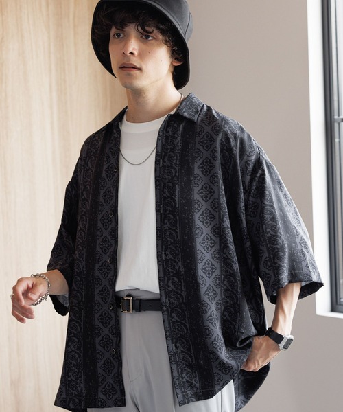 RAGEBLUE（レイジブルー）の「レトロ総柄プリントシャツ（シャツ/ブラウス・メンズ・ブラック/ホワイト系その他/ブラック系その他/ブラウン系その他/グリーン系その他/ベージュ/グリーン/ブラック系その他7・LARGE/MEDIUM）」の4枚目の写真