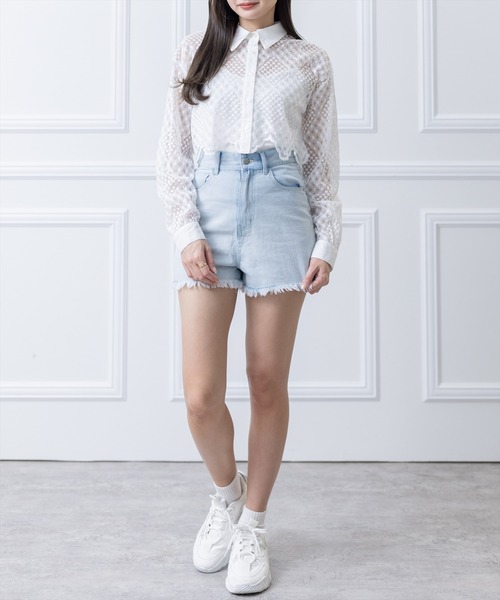 clear(クリア)の「デニムフリンジショートパンツ(デニムパンツ・レディース・ブラック/ライトブルー・S/M)」の13枚目の写真