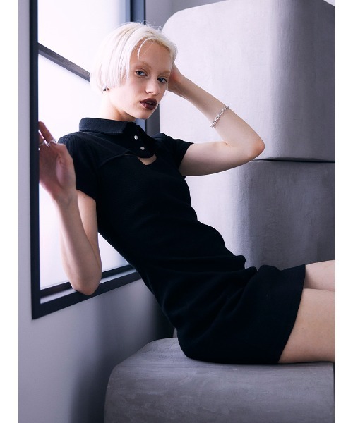 ENVYM(アンビー)の「リブポロネックワンピース(ワンピース・レディース・ブラック/グレー・FREE)」の19枚目の写真